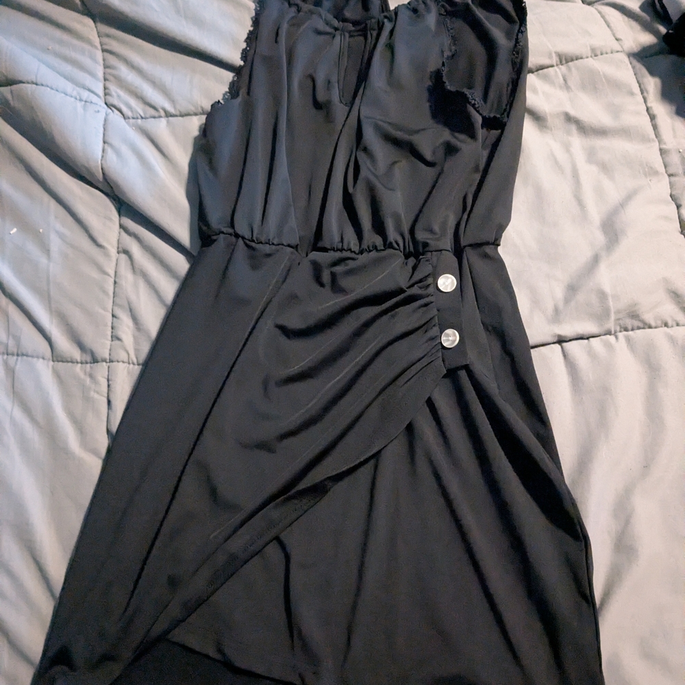 Elegant Black Sleeveless Dress